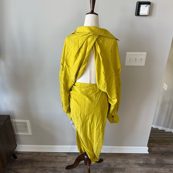 NWT! ASOS EDITION textured drape midi shirt dress with tie detail in chartreuse - Picture 4 of 12